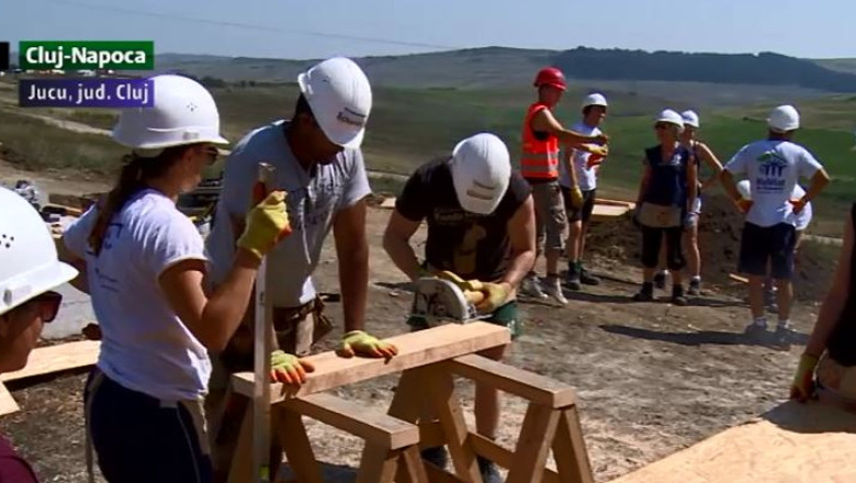 Avocati in Anglia, voluntari in Romania Imagine