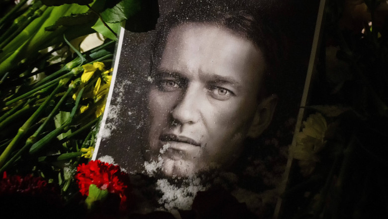 Avocatul lui Navalnii a fost arestat la Moscova. El o insotea pe mama opozantului decedat pe 16 februarie Imagine