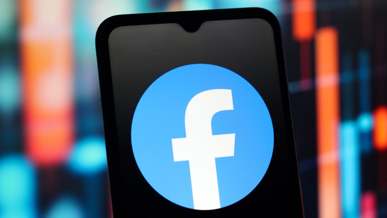 Avocatul Mark Zuckerberg da in judecata Facebook dupa ce i-a fost dezactivat contul de mai multe ori: „Nu e amuzant cand imi iau banii” Imagine