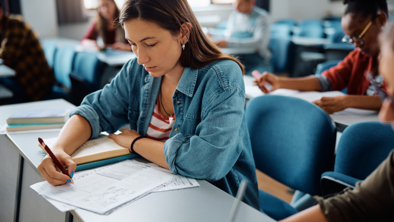 BAC olimpici 2025. Olimpiadele si concursurile pentru care elevii pot echivala proba scrisa a examenului din vara Imagine