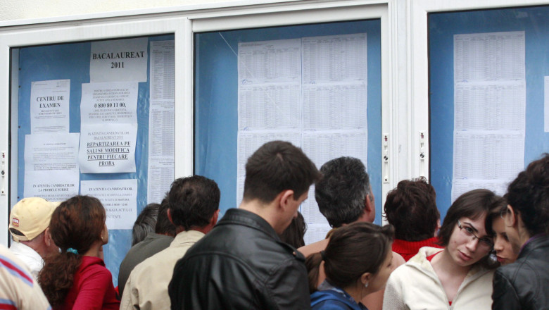Bacalaureat 2013. Astazi incep probele scrise ale sesiunii de toamna Imagine