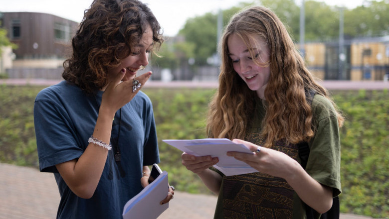 Bacalaureat 2022. Examenele au inceput cu proba orala la Limba romana, care va fi sustinuta intre 6 si 8 iunie Imagine