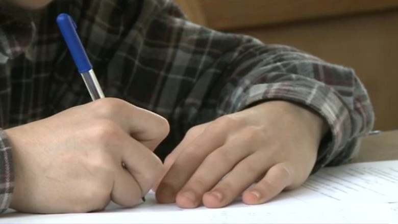 Bacalaureatul din toamna continua azi cu proba orala la limba straina Imagine