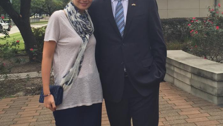 Bade, palarie noua...Un accesoriu indispensabil in garderoba prezidentiabililor Imagine