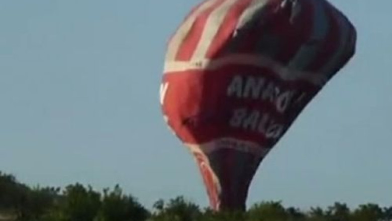 Balon cu aer cald, prabusit in Turcia. Doi turisti au murit si 23 au fost raniti Imagine