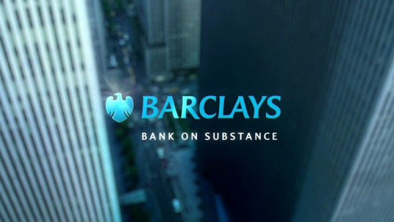 Banca britanica Barclays va vinde informatii despre 13 milioane de clienti, obtinute inclusiv via Facebook si Twitter Imagine