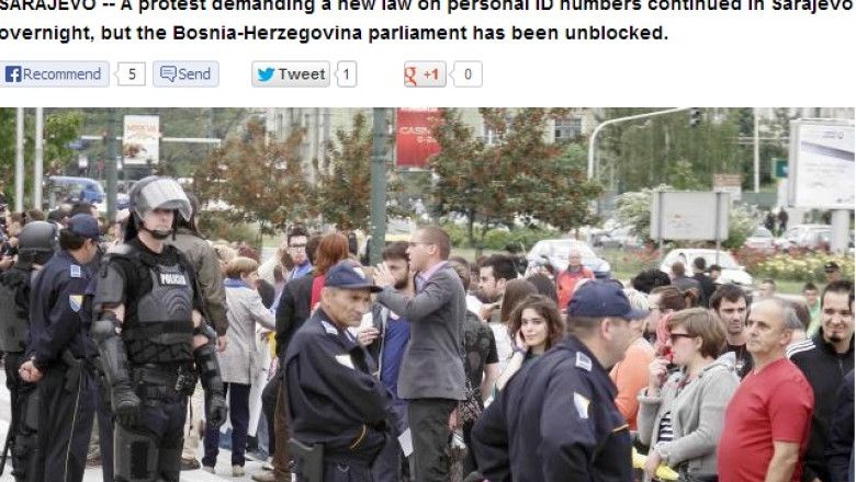 Bancheri din sud-estul Europei si parlamentari au fost sechestrati 14 ore in Parlamentul bosniac Imagine