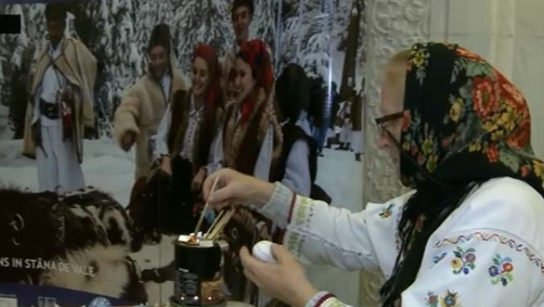 Bani din fondul de rezerva al Guvernului pentru alegeri si o expozitie in China Imagine