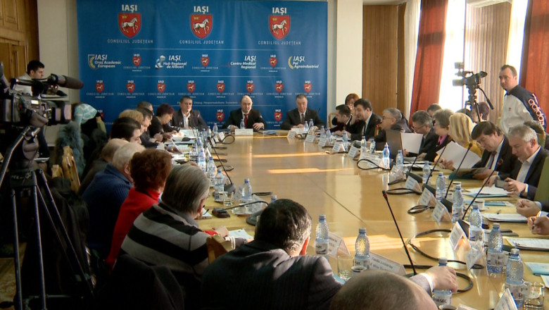 Bani mai putini pentru 2015. Consilierii judeteni au votat bugetul pentru anul acesta Imagine