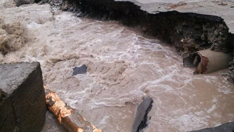 Bani pentru sinistrati. Autoritatile din judetele afectate de inundatii primesc 50 de milioane de lei Imagine