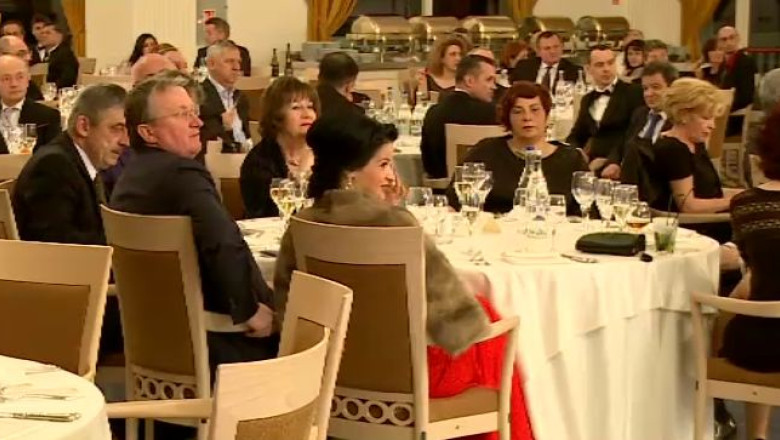 Bani stransi pentru Institutul Inimii din Cluj-Napoca. Peste 20.000 de euro au intrat in conturile institutiei, in urma unui bal caritabil Imagine