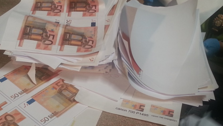 Banii falsi gasiti la Oradea vor fi expertizati. 13 milioane de euro au fost ridicate de procurori Imagine