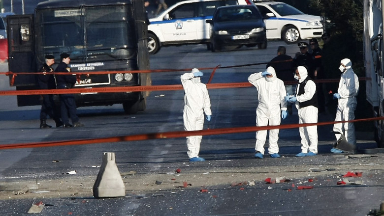 Barbat arestat dupa o explozie mortala, la Atena. Avertismentul politistilor din Grecia „o noua generatie de teroristi” Imagine