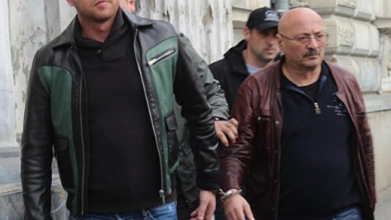 Barbatii acuzati ca au cerut mita ca sa intervina pe langa Daniel Chitoiu, trimisi in judecata Imagine