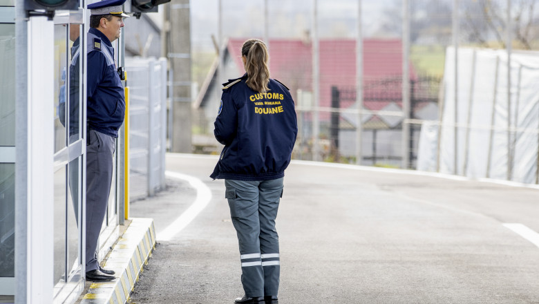 Barbatii ucraineni cu varste intre 18 si 60 de ani nu mai au voie sa se apropie de frontiera cu Romania Imagine