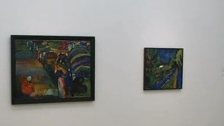 Barbatul care avea acasa tablouri in valoare de un miliard de euro, surprins in public Imagine