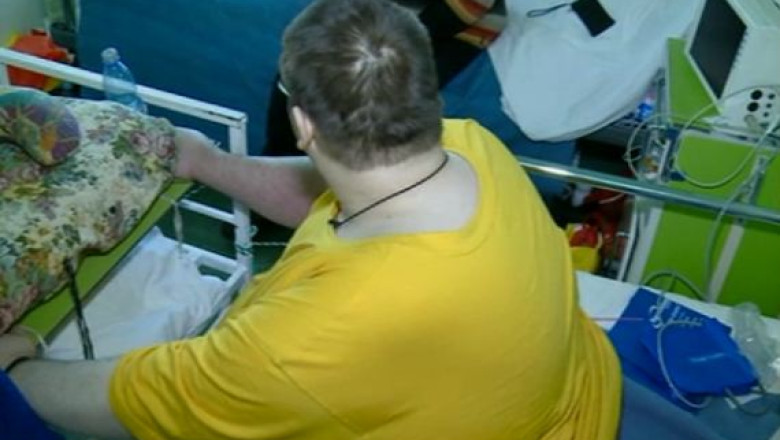 Barbatul de 300 de kilograme, transferat la Timisoara pentru operatie, a murit Imagine