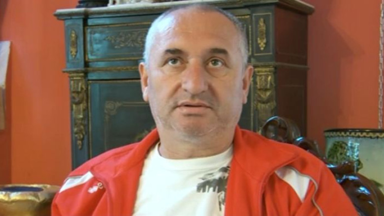 Barbatul in casa caruia au fost gasite 650 de tablouri spune ca nu colectiona opere de valoare Imagine