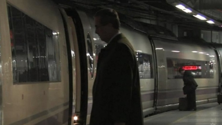 Barcelona si Paris vor fi conectate, de azi, printr-o retea feroviara de mare viteza Imagine