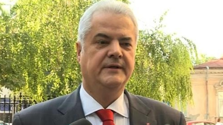 Baroul Bucuresti discuta excluderea lui Adrian Nastase din avocatura Imagine