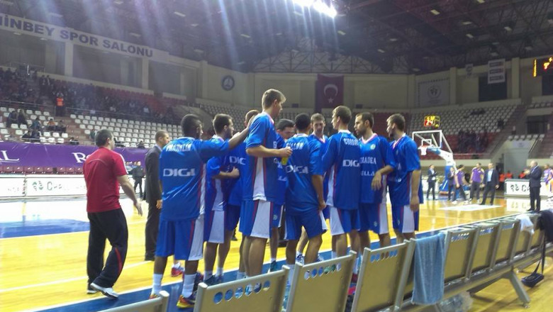 BASCHET. Antrenorul CSM Oradea isi doreste victorii in meciurile din campionat si din Europa Imagine