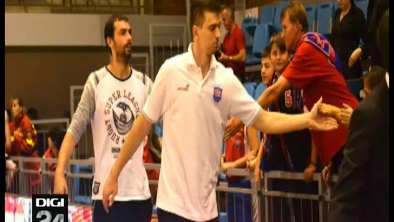 BASCHET. Bogdan tibirna a revenit la Oradea si se recupereaza dupa accidentarea la genunchi Imagine