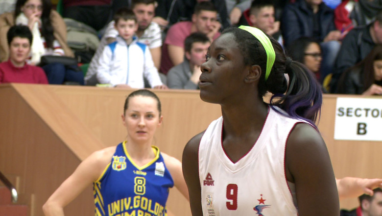 BASCHET. Chelsey Lee, jucatoare de top in Romania Imagine