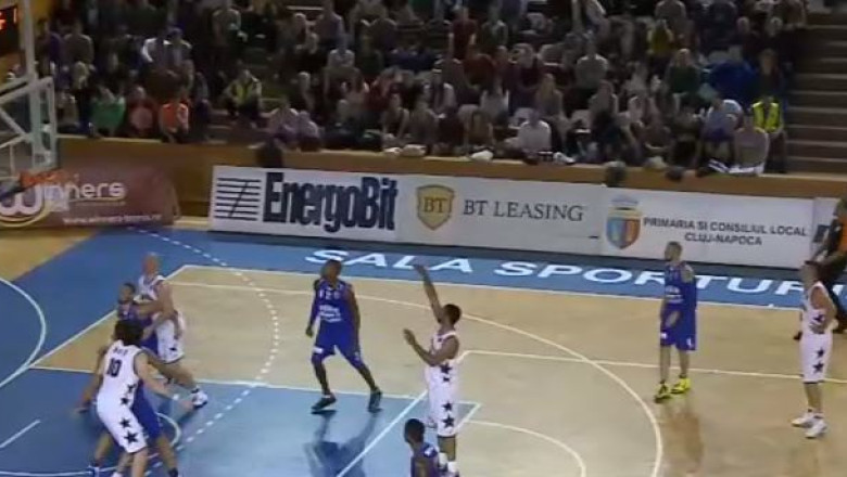 Baschet. Criza la debut de sezon la "U" Banca Transilvania Imagine