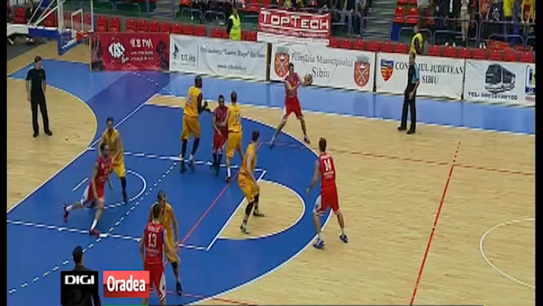 BASCHET: CSM Oradea a invins Sibiul, in deplasare, cu 91-74 Imagine