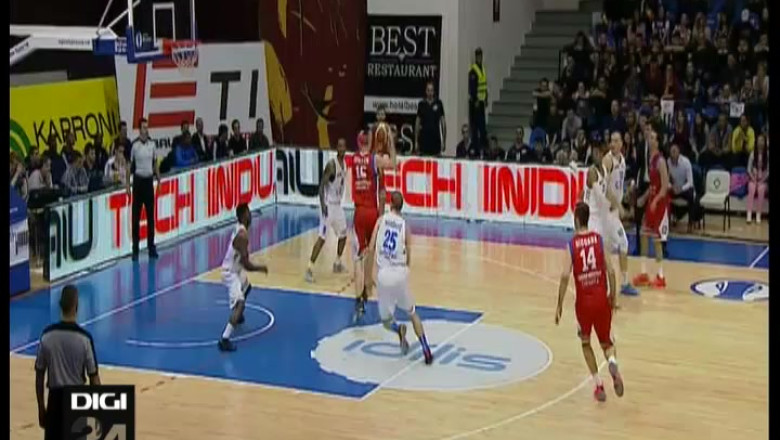 BASCHET. CSM Oradea a ratat, la trei puncte, cucerirea Cupei Romaniei: 55-58 cu Energia Rovinari Imagine