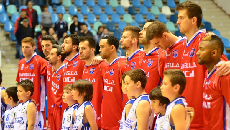 BASCHET. CSM Oradea - CSU Ploiesti, in finala campionatului Imagine
