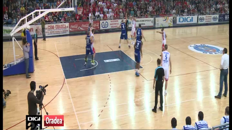 BASCHET: CSM Oradea pierde un jucator. Tudosa a emigrat in America Imagine