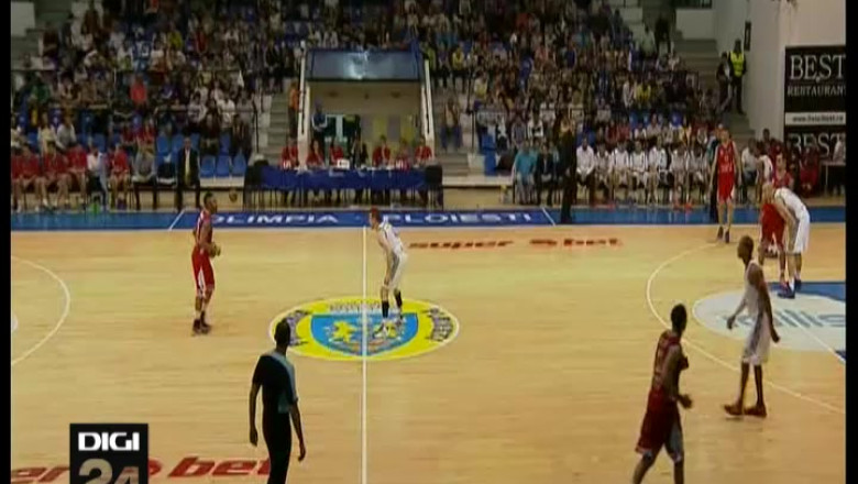 BASCHET. CSM si Asesoft se afla la egalitate, 1-1, dupa meciurile de la Ploiesti Imagine