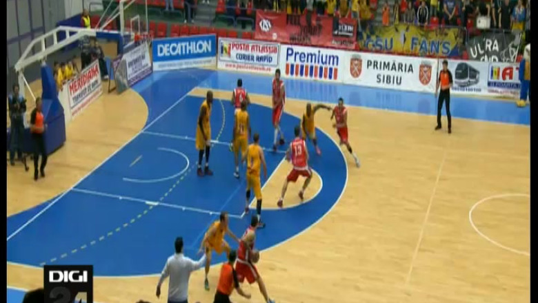 BASCHET. CSM-U Oradea a pierdut meciul cu CSU Sibiu, 84-86 Imagine