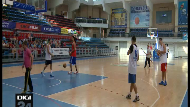 BASCHET. CSM-U Oradea incearca sa gaseasca un inlocuitor pentru Bogdan tibirna Imagine