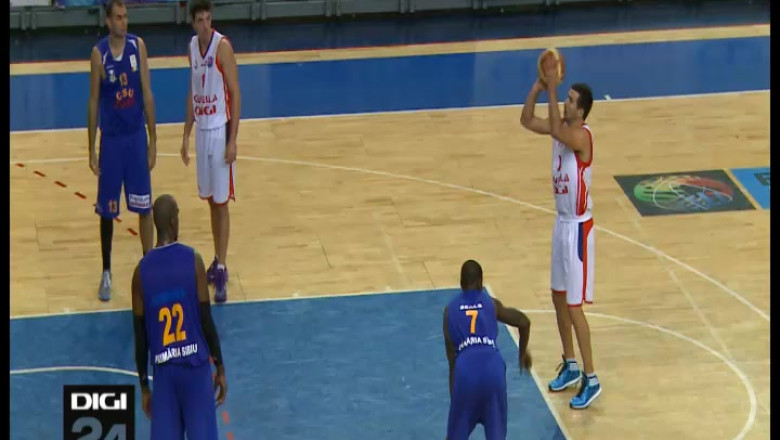 BASCHET. CSM-U Oradea isi cauta pivot Imagine