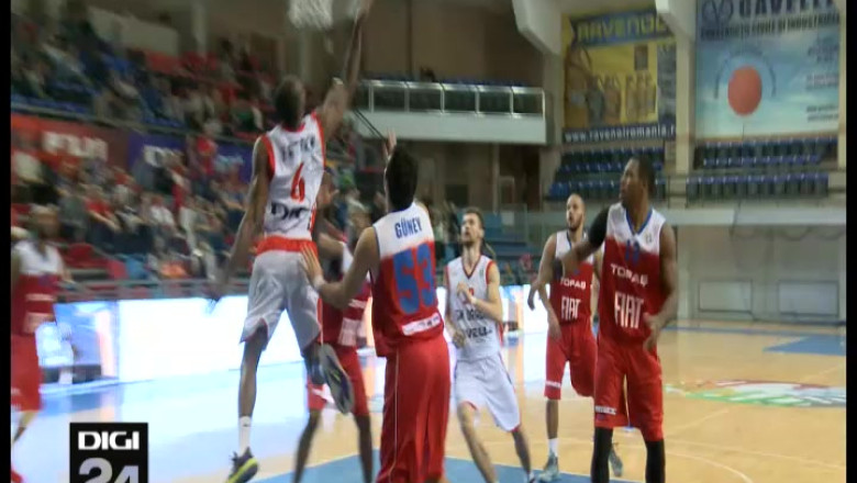 BASCHET. CSM-U Oradea isi masoara puterile cu liderul grupei, in FIBA Eurochallenge Imagine