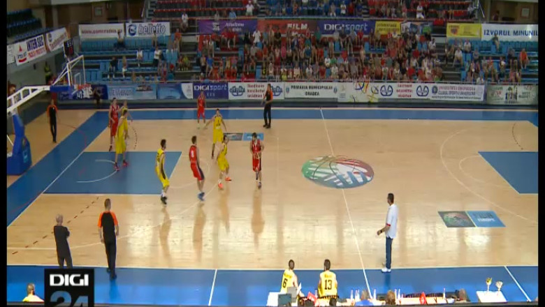 BASCHET. CSM U Oradea va participa la un turneu amical international Imagine