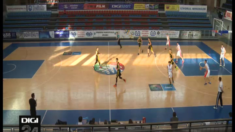 BASCHET. Debut cu stangul pentru „satelit". CSM-U 2 Oradea - Timba 2 Timisoara 72-85 Imagine