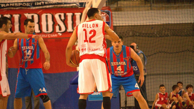 BASCHET. Dillon si Pantic, la infirmeria de la CSM-U. Ambii au suferit o entorsa in meciul cu Steaua Imagine