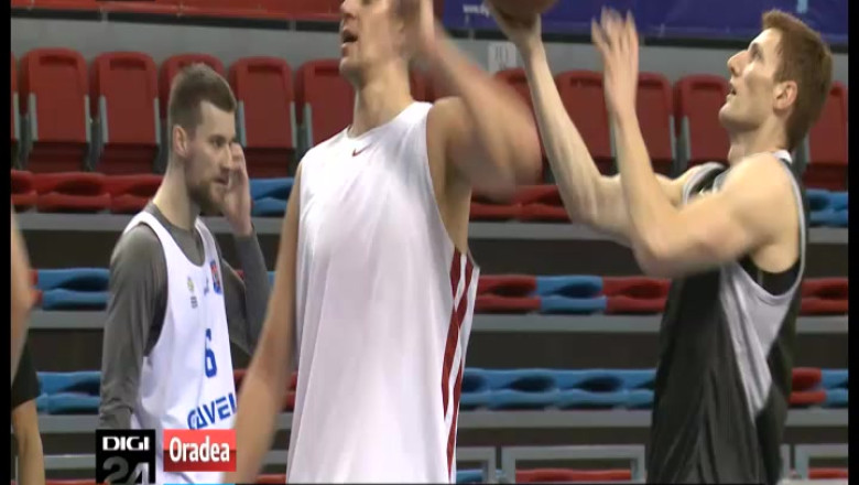 BASCHET. Estonianul Hallik isi continua acomodarea la CSM Oradea Imagine