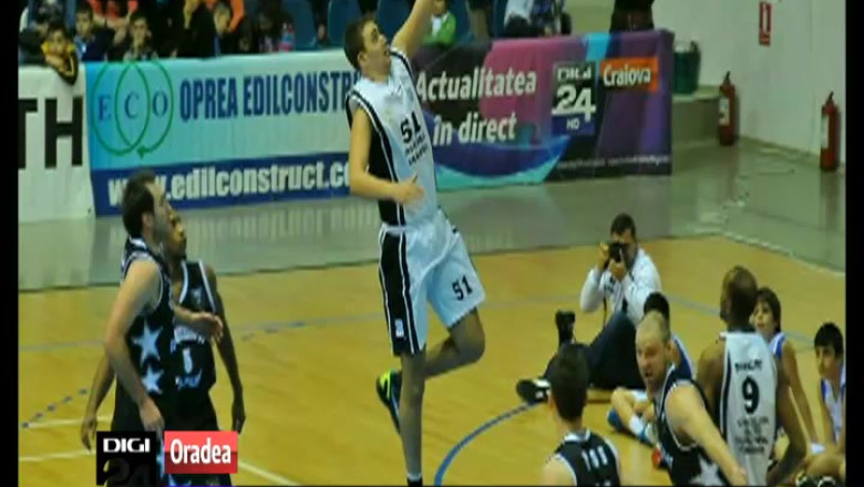 BASCHET. Estonianul Hallik si CSM Oradea au batut palma pana la finele sezonului Imagine