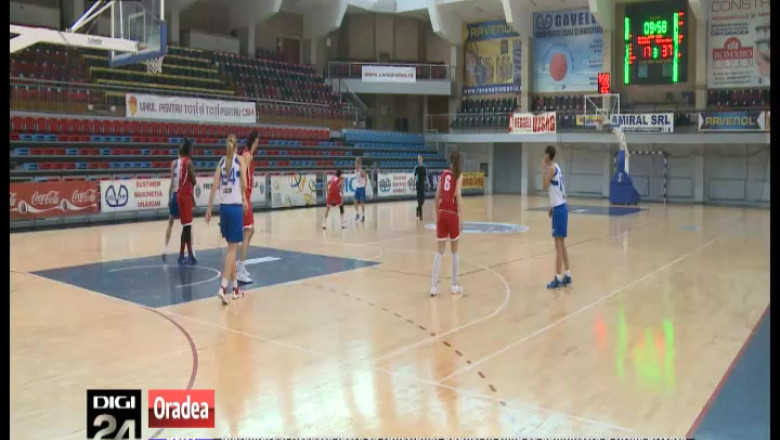 BASCHET FEMININ. Victorie de locul zece. CSU Oradea - Phoenix Galati 86-58 Imagine