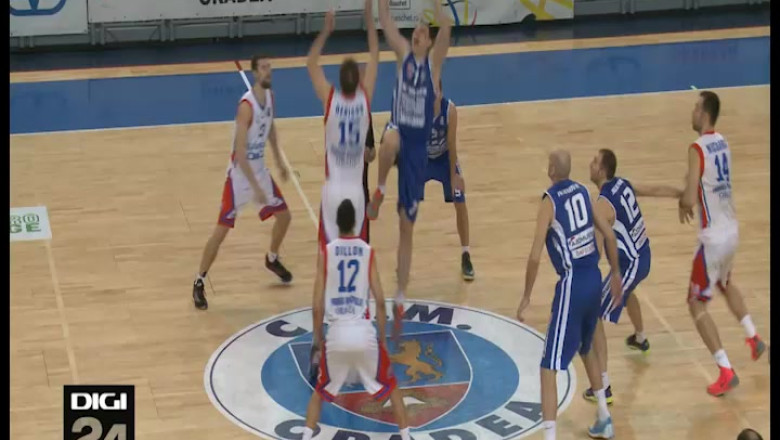 BASCHET. Franklin vrea primul trofeu cu Oradea. CSM participa la Final Four-ul Cupei Romaniei de la Ploiesti Imagine