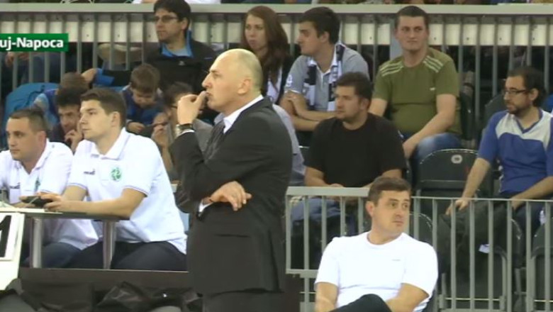 Baschet. Infrangere si cu tenter Imagine