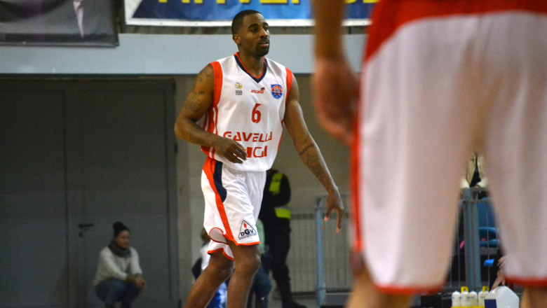 BASCHET. Marcus Hatten a fost operat. Fundasul american va putea reveni pe teren in 8 saptamani Imagine