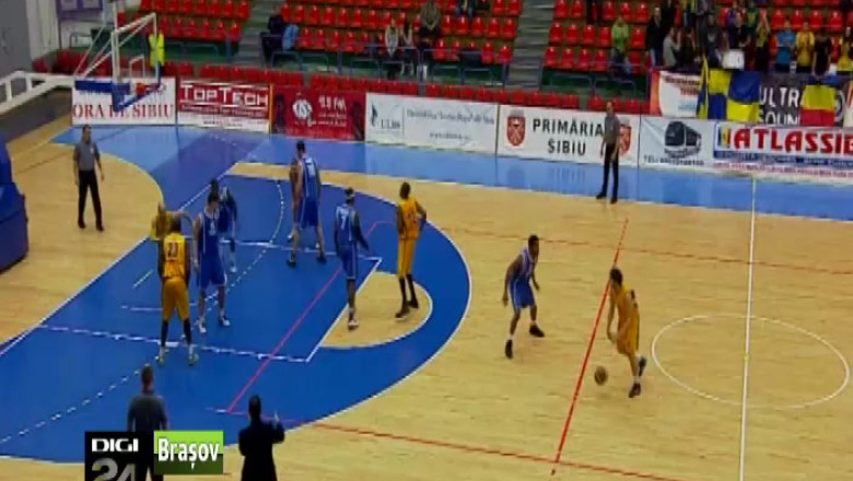 BASCHET. Meciuri tari in Liga Nationala Imagine
