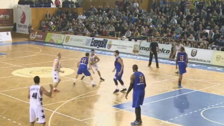 Baschet. Obiectiv pentru U Mobitelco: nicio infrangere acasa Imagine