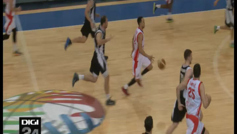 BASCHET. Oradenii, invinsi pe final de BCM U Pitesti Imagine