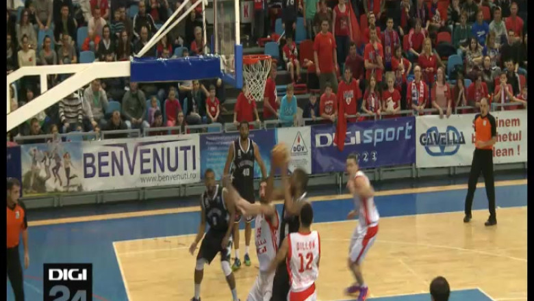 BASCHET. Prima infrangere din retur. CSM-U Oradea - U BT Cluj-Napoca 68-80 Imagine